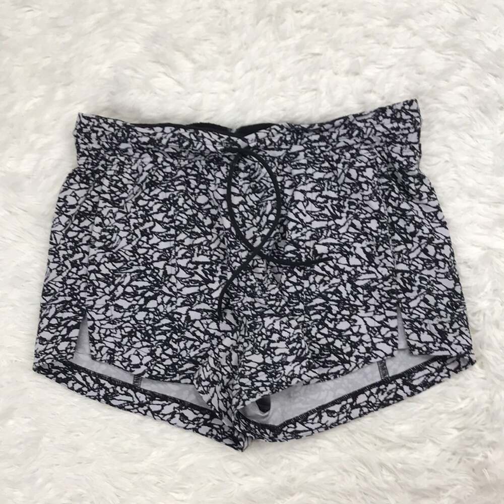 Lululemon Breakaway Short (3") Ice Breaker White